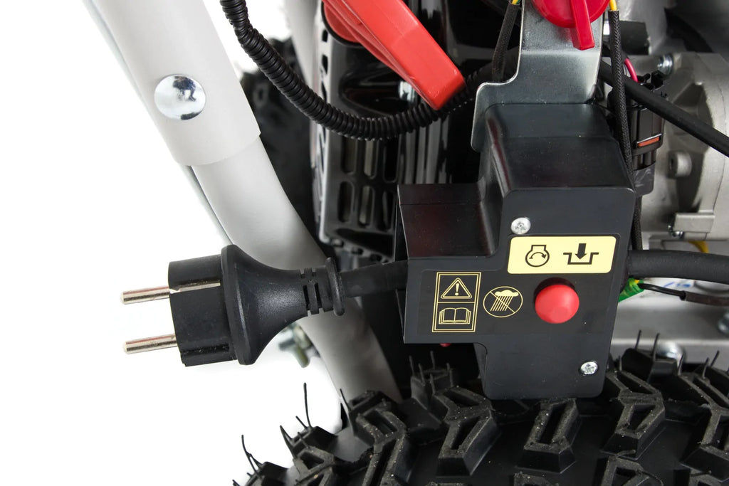 Odśnieżarka spalinowa Faworyt KZO61HLE 61 cm Loncin 196 cm3 Napęd LED 230V
