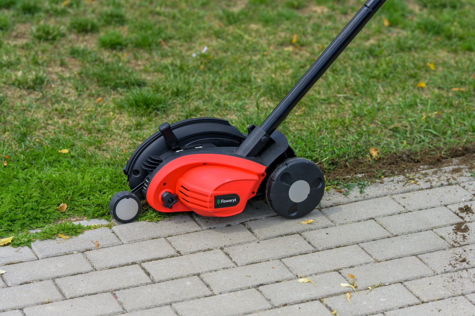 KRAWĘDZIARKA DO TRAWNIKA ELEKTRYCZNA FAWORYT HEK1200