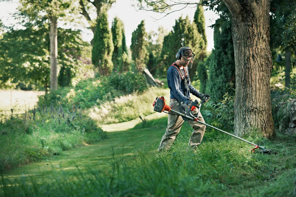 Husqvarna Husqvarna 122R z głowicą żyłkową