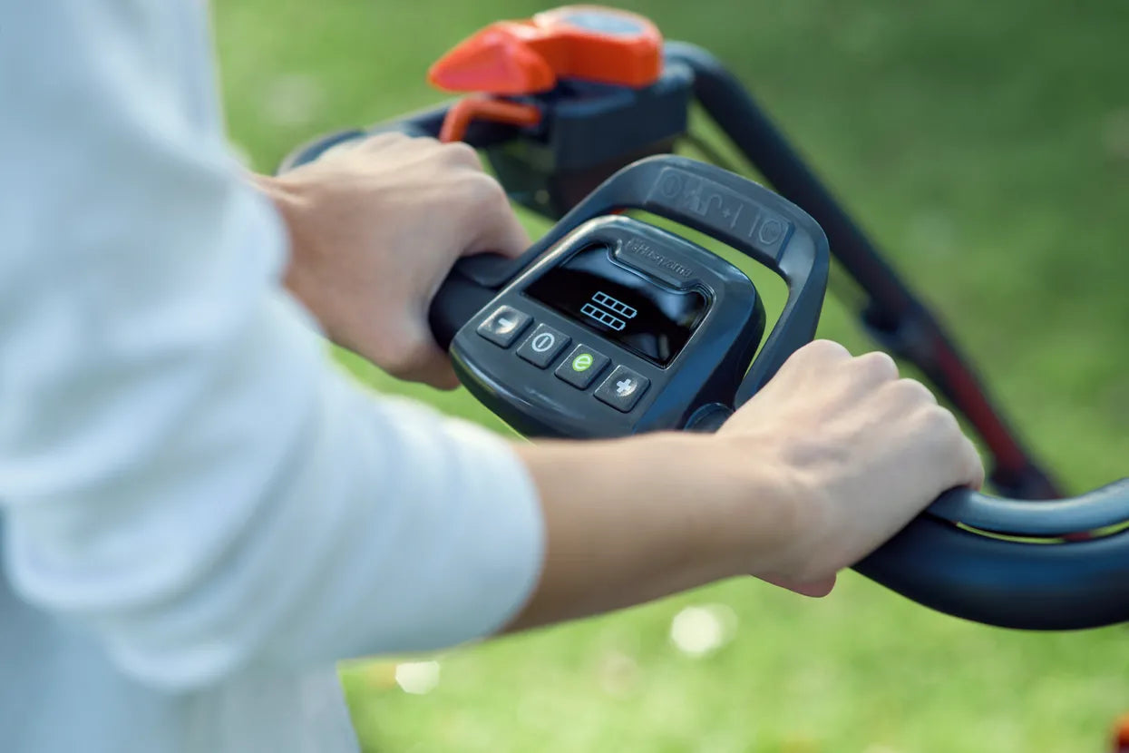 Husqvarna Husqvarna LC 353iVX
