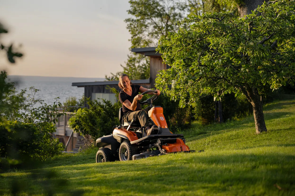 Husqvarna Husqvarna R 200iX AWD