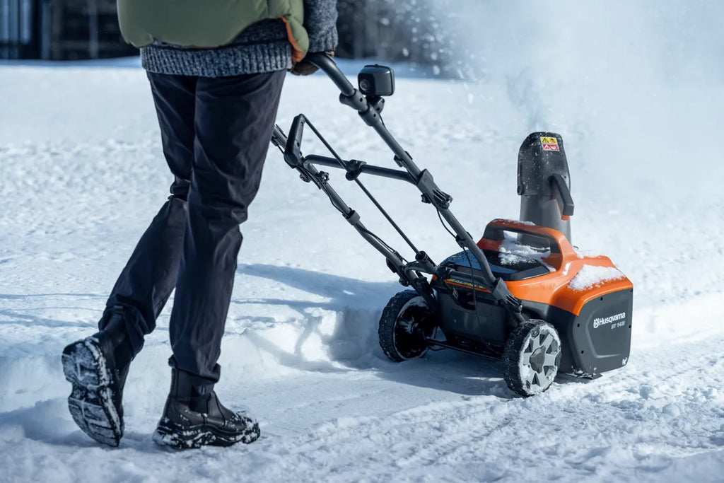 Husqvarna Odśnieżarka Husqvarna ST 143i