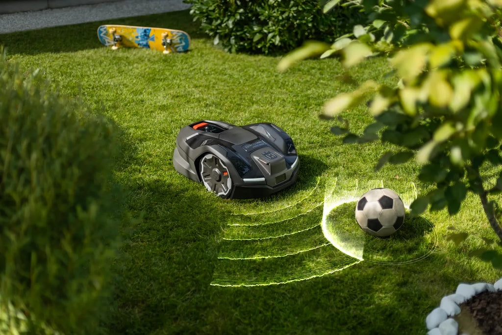 Husqvarna Husqvarna Automower® 410XE NERA z technologią bezprzewodową