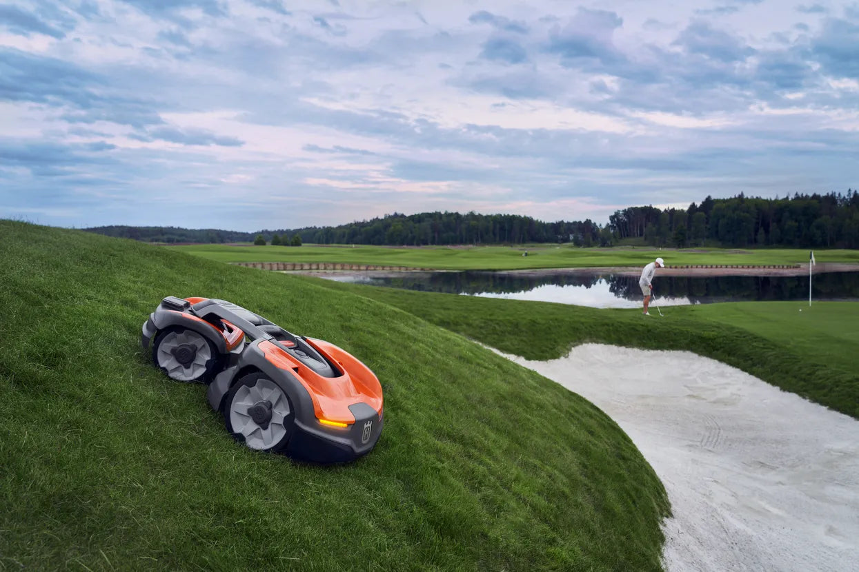 Husqvarna Husqvarna Automower® 535 AWD